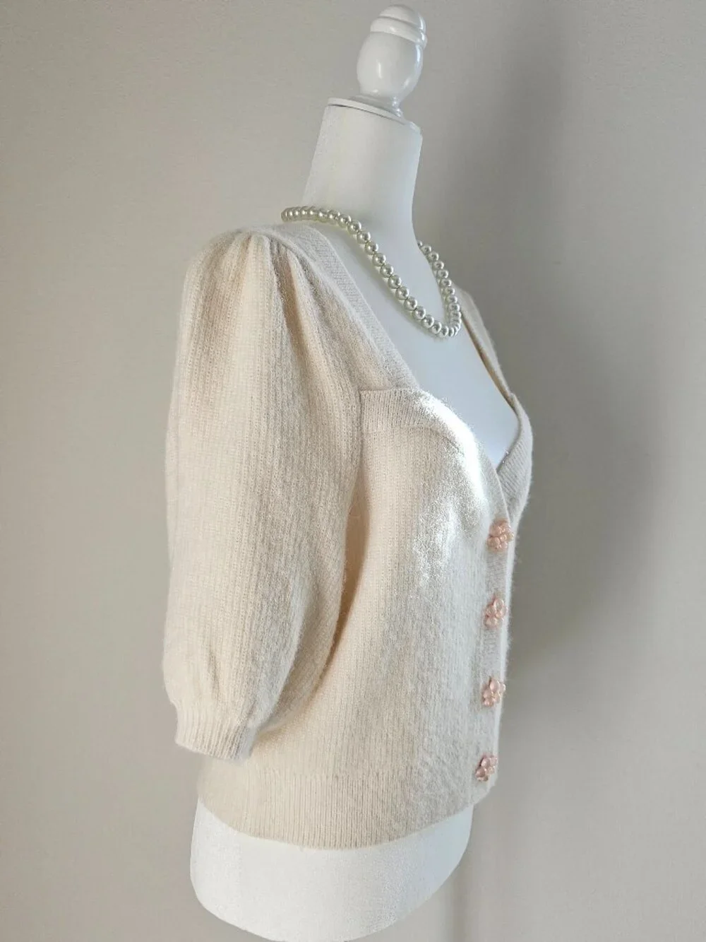 & Other Stories [NWOT] Sweetheart Neck Cardigan w/ Flower Buttons - L - Picture 2 of 16